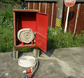 消火栓ホース格納箱の内容物