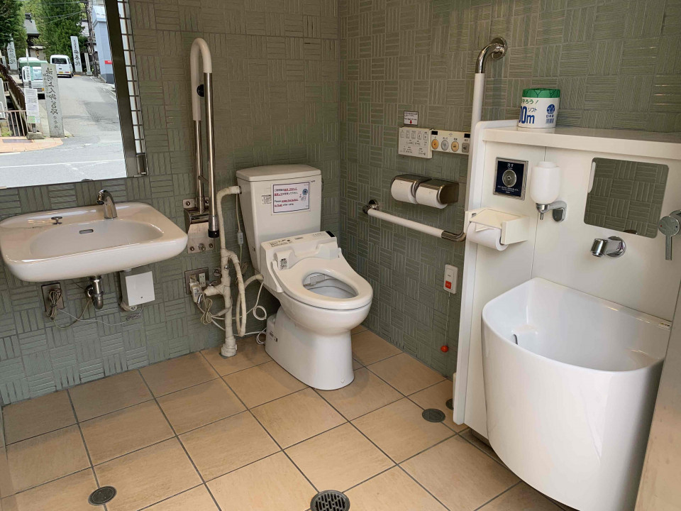 Senjuin Accessible Restroom