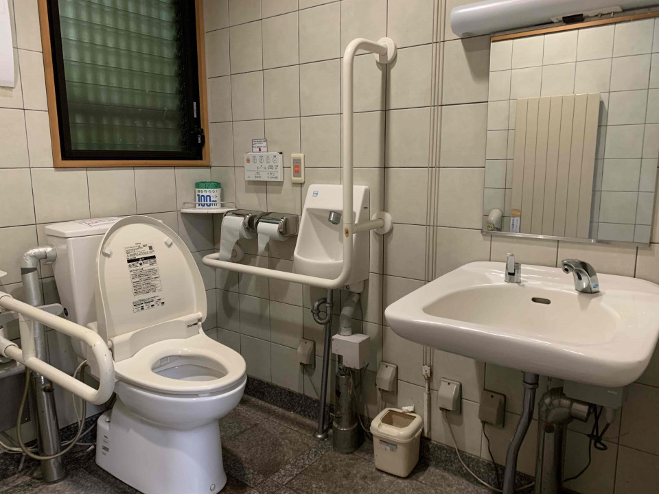 Konpon Daito-Kita-Accessible Restroom