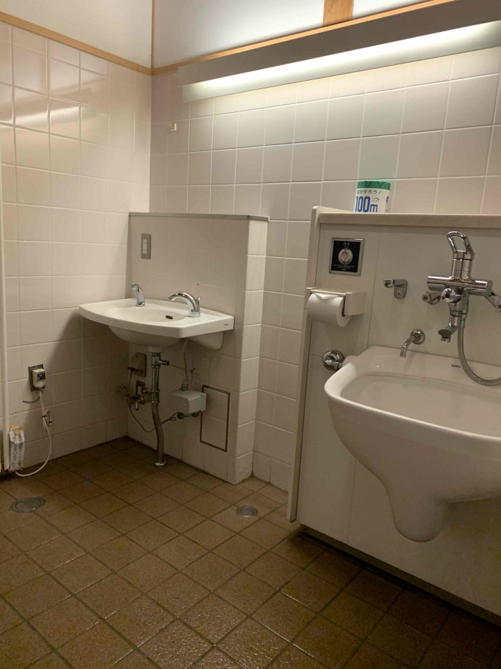 Interior of the  Nyonin-do Hall public accessible restroom. This restroom accommodates individuals with an ostomy.